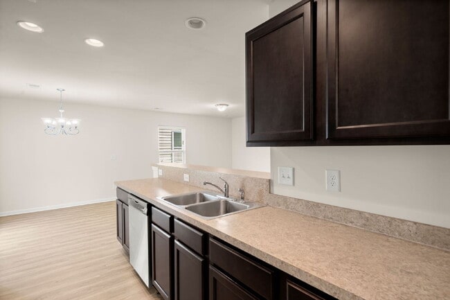 Building Photo - 168 Keaton Brook Dr
