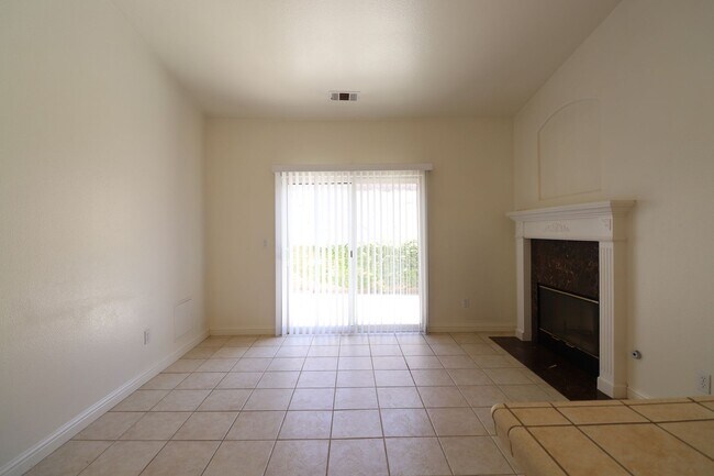 Building Photo - **Single-Story Home in The Classics at Bradley Square – 4 Bedrooms, 3 Baths**