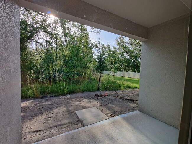 Building Photo - 1290 White Fox Run