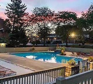 Pool - 4819 Middletowne St