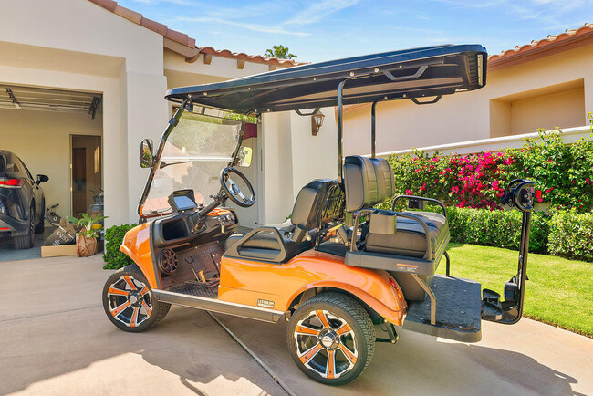 Building Photo - 79967 Rancho La Quinta Dr