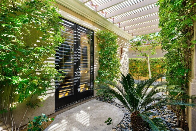 Building Photo - 81347 Camino Sevilla