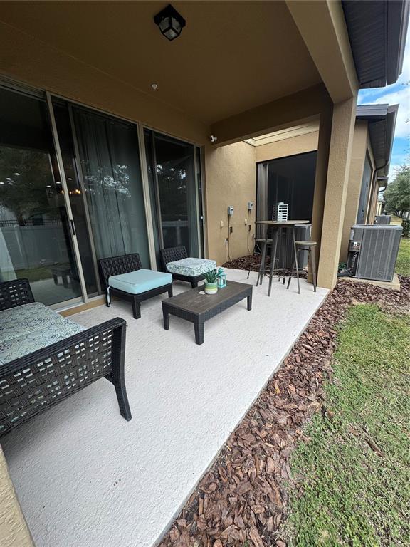 Building Photo - 1148 Pavia Dr