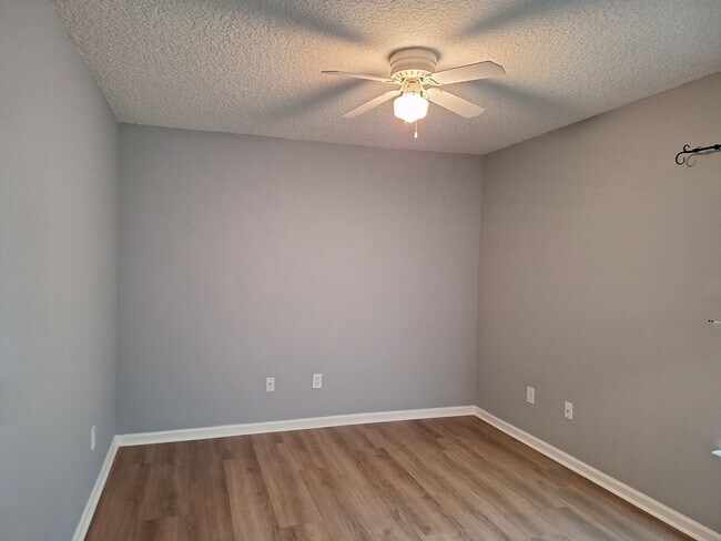 Building Photo - Single Family home in St. Johns