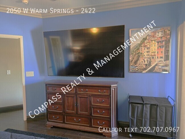 Building Photo - 2050 W Warm Springs Rd