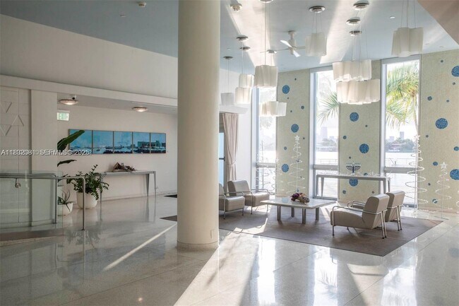 Building Photo - 3 Island Ave