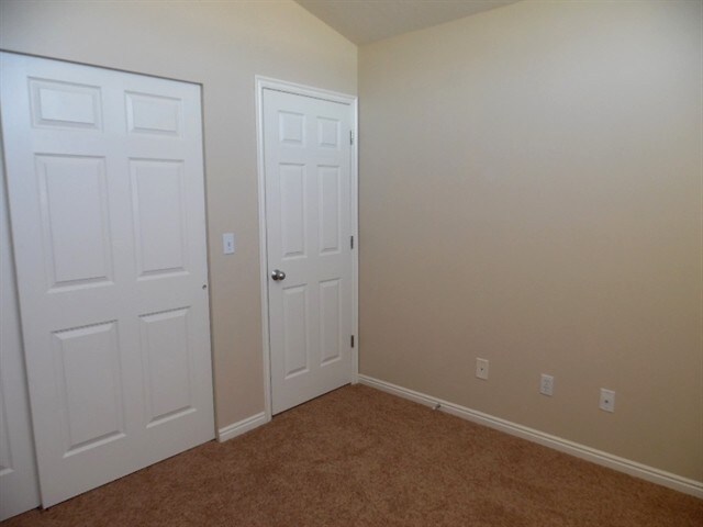 Building Photo - 2635 W 4100 S