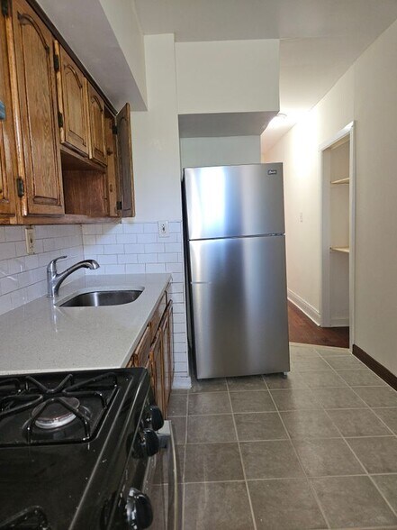 Primary Photo - 1227 New York Ave