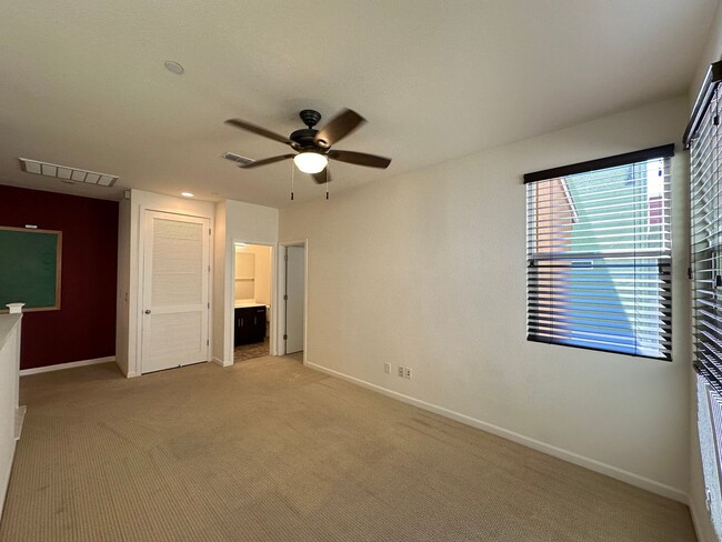 Building Photo - Modern 2-Story with Loft near Sutter Health Park
