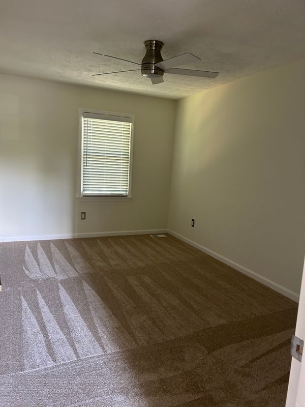 Building Photo - 818 Manning Way SW