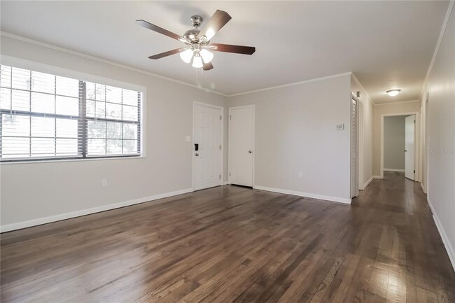 Building Photo - 1198 S Golf Lake Dr