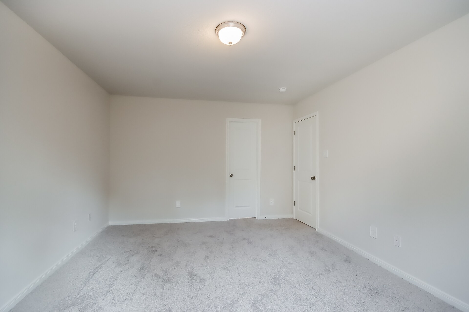 Building Photo - 15754 Del Norte Dr