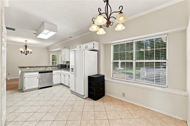 Building Photo - 10870 Willow Meadow Cir