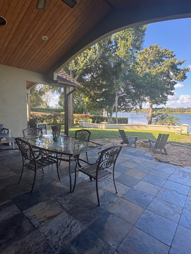 Building Photo - 406 Lillian Dr