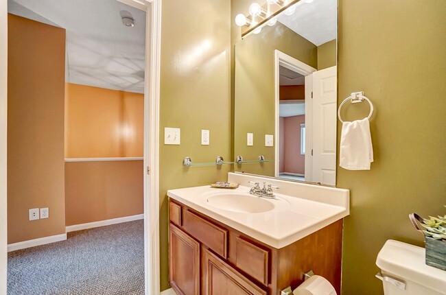 Building Photo - 5306 Country Ridge Dr