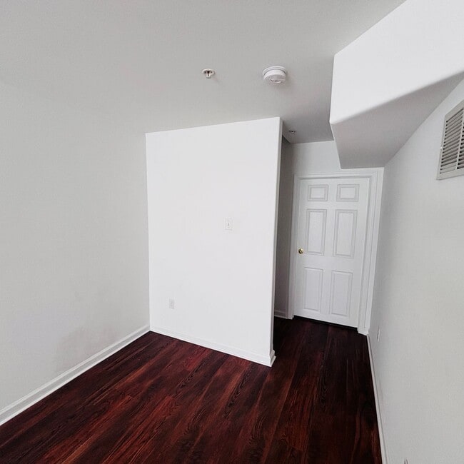 Building Photo - Located in the Highgates subdivision in Upper Macungie Township this 3 bedroom, 2.5 bath townhouse