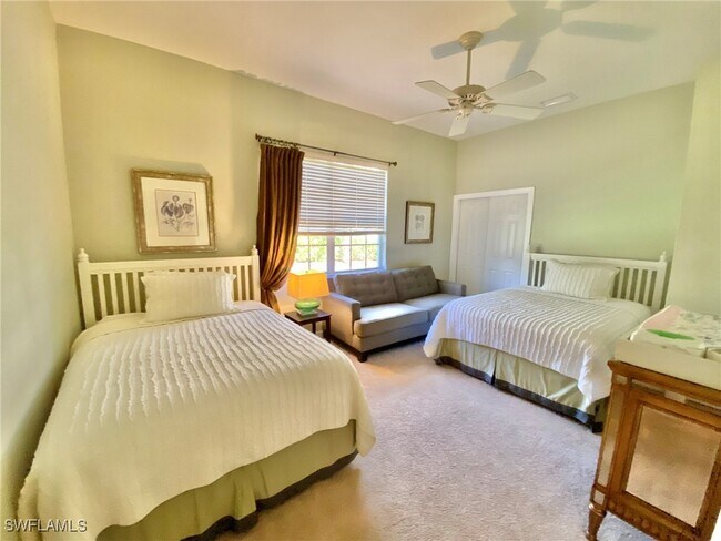 Building Photo - 15590 Vallecas Ln