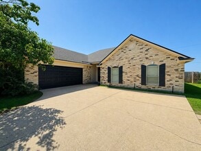 Building Photo - Rosedale