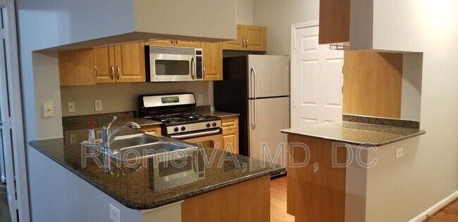 Building Photo - 12949 Centre Park Cir