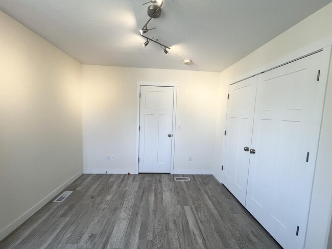 Building Photo - 3546 Terra Sol Dr