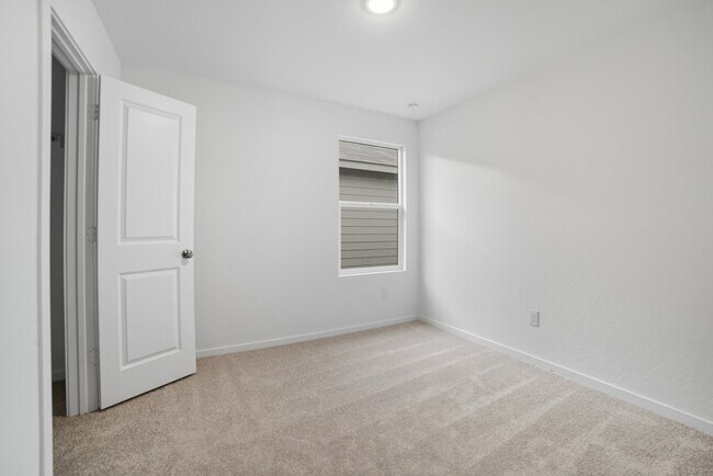 Building Photo - 11546 Field Briar