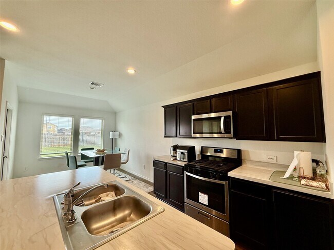 Building Photo - 5130 Cherry Tallow Trl