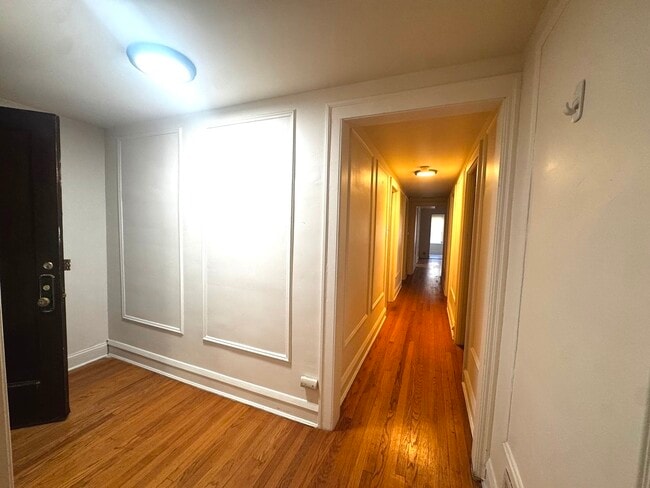 Building Photo - 6937 S Merrill Ave