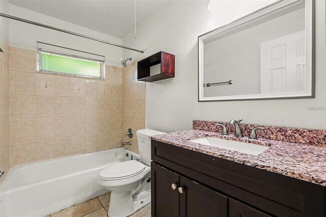 Building Photo - 2874 Indianwood Dr