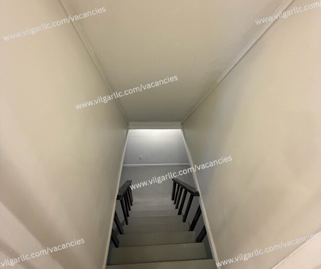 Building Photo - Spacious 4-Bedroom • 2-Bathroom Single-Family Home