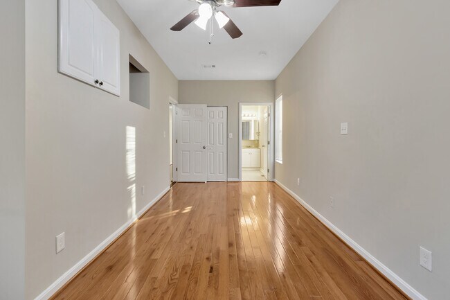 Primary Bedroom - 2313 E Fayette St