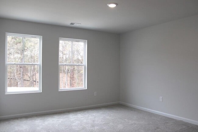 Building Photo - 731 Pt Pl Dr