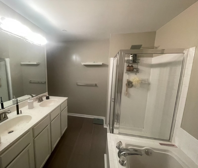 Building Photo - 1914 Gardenia Ct