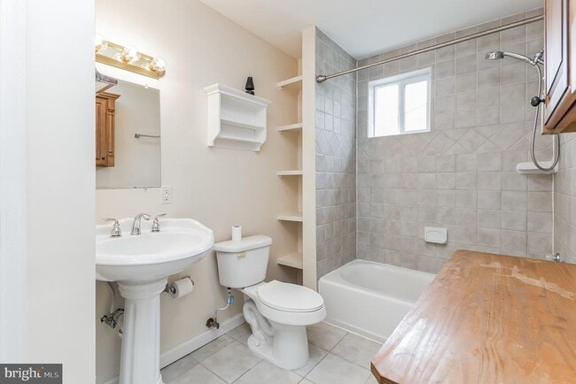 Building Photo - 6511 Virginia Hills Ave