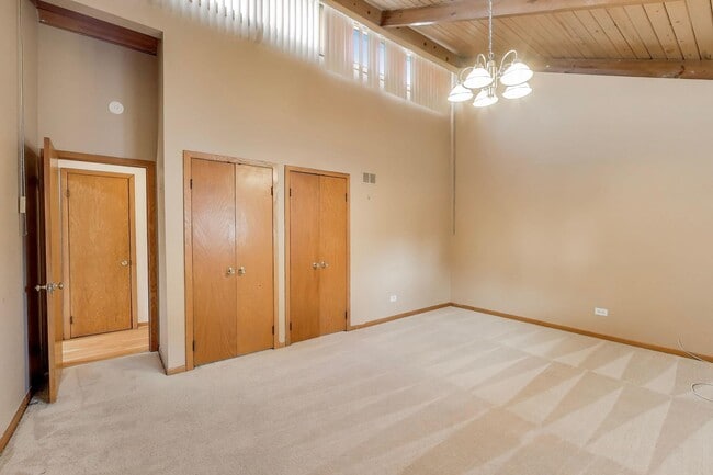 Building Photo - 60 Sheffield Ln