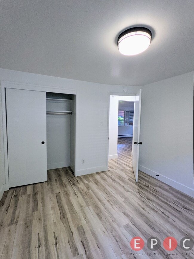 Building Photo - Executive 2 bedroom in the heart of sugarhouse