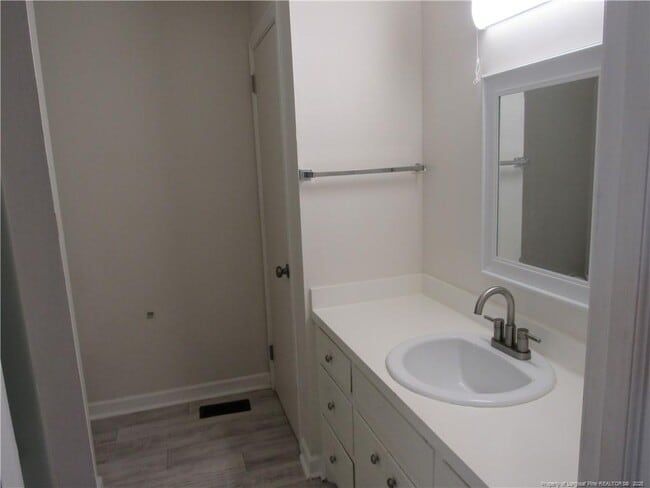 Building Photo - 49 Roberts Chapel Church Rd