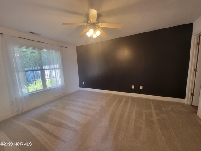 Building Photo - 105 Moses Griffin Ln