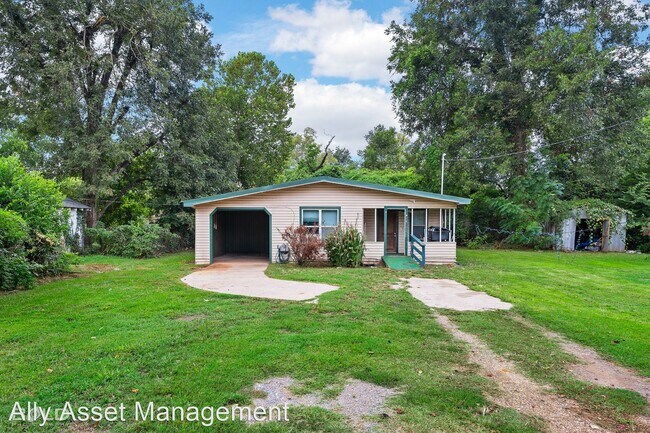 Building Photo - 4 br, 1 bath House - 2612 Hoyer St