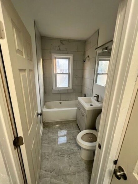 Building Photo - 9264 Ward Ave