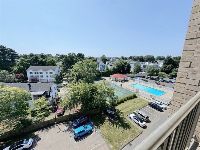 Building Photo - 185 Quincy Shore Dr