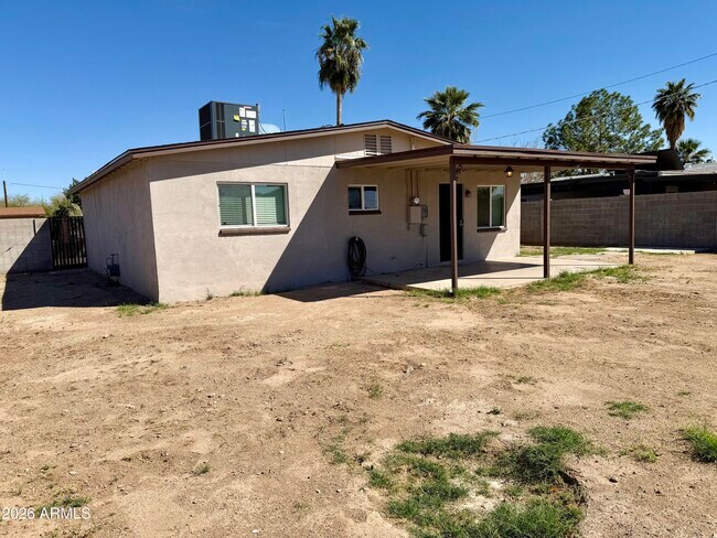 Building Photo - 11446 N 33rd Ave