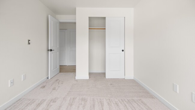 Building Photo - Vista Apartments