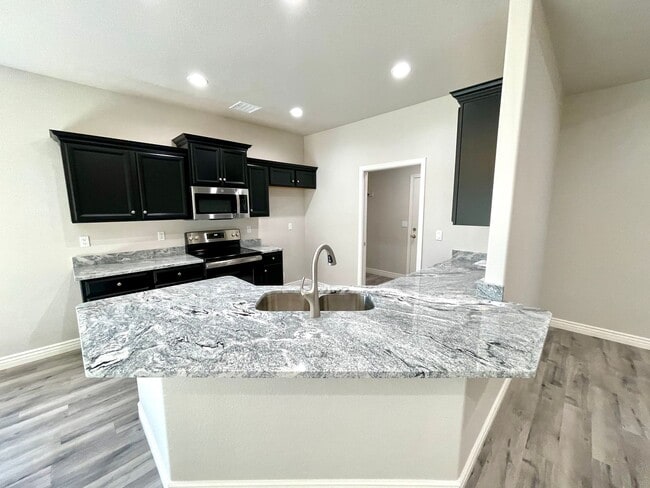 Building Photo - Beautiful 2024 Built 3 Bedroom 2 Bath Home...