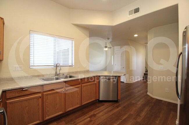 Building Photo - 8078 W Mary Jane Ln