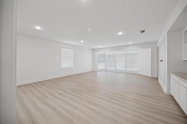 Building Photo - 3211 Darby Ln