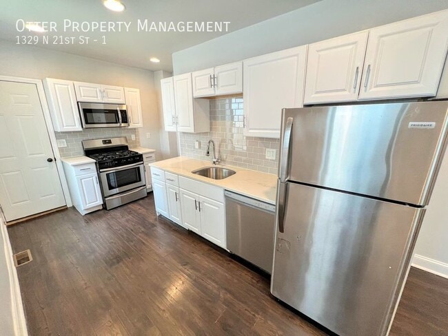 Primary Photo - 1329 N 21st St