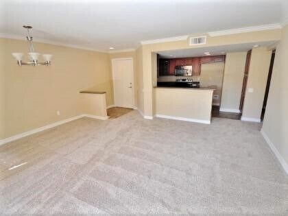 Building Photo - 15353 Maturin Dr