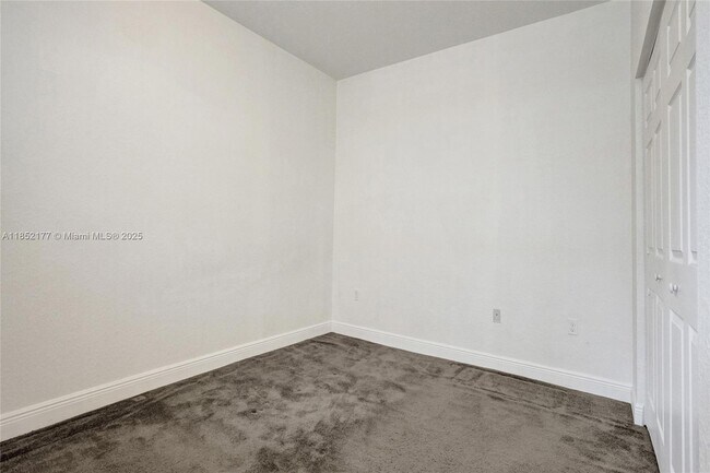 Building Photo - 1401 SW 147th Ter