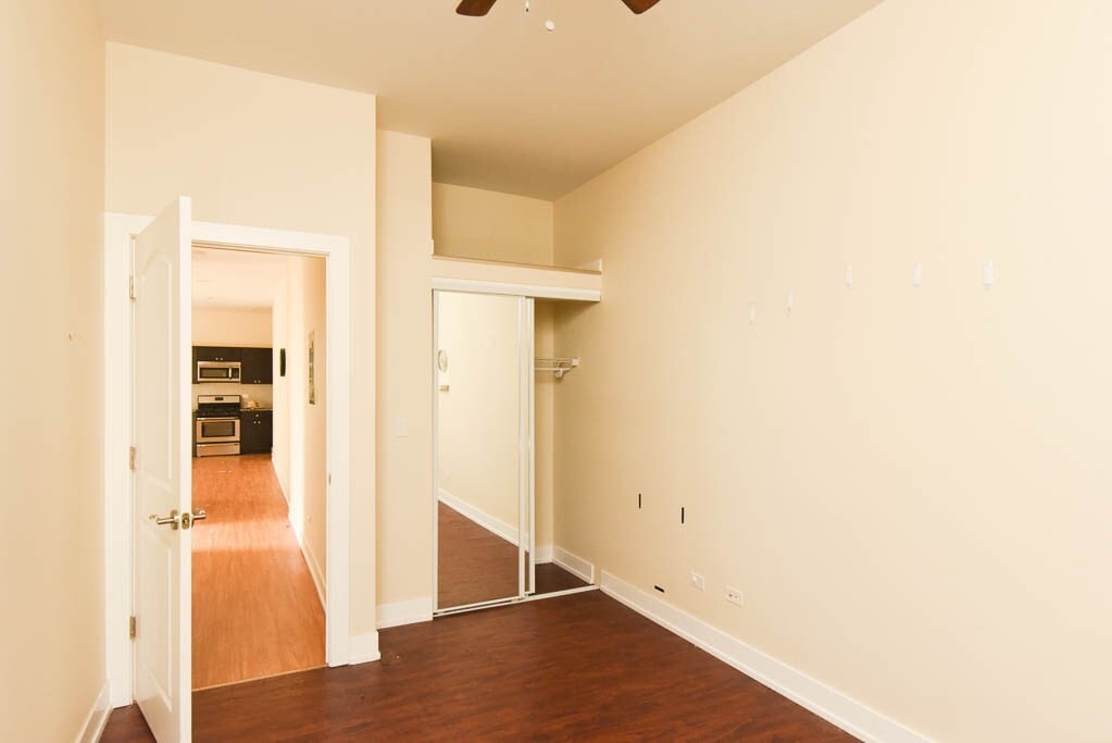 Building Photo - 4748 N Kenneth Ave