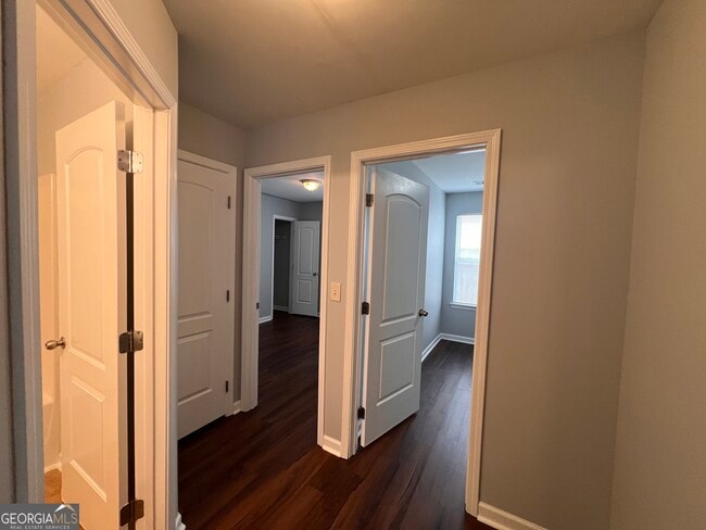 Building Photo - 63 Camden Way